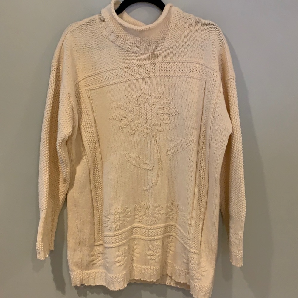 Vintage Weathervane Yellow Sunflower Chunk Sweater